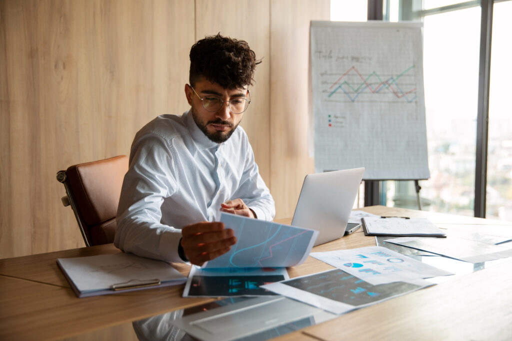 Key Financial Mistakes SMEs Make and How Top CA Firms Help