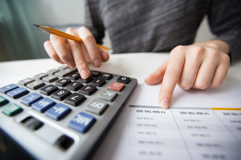 Accounting Mistakes That Quietly Hurt Business Growth